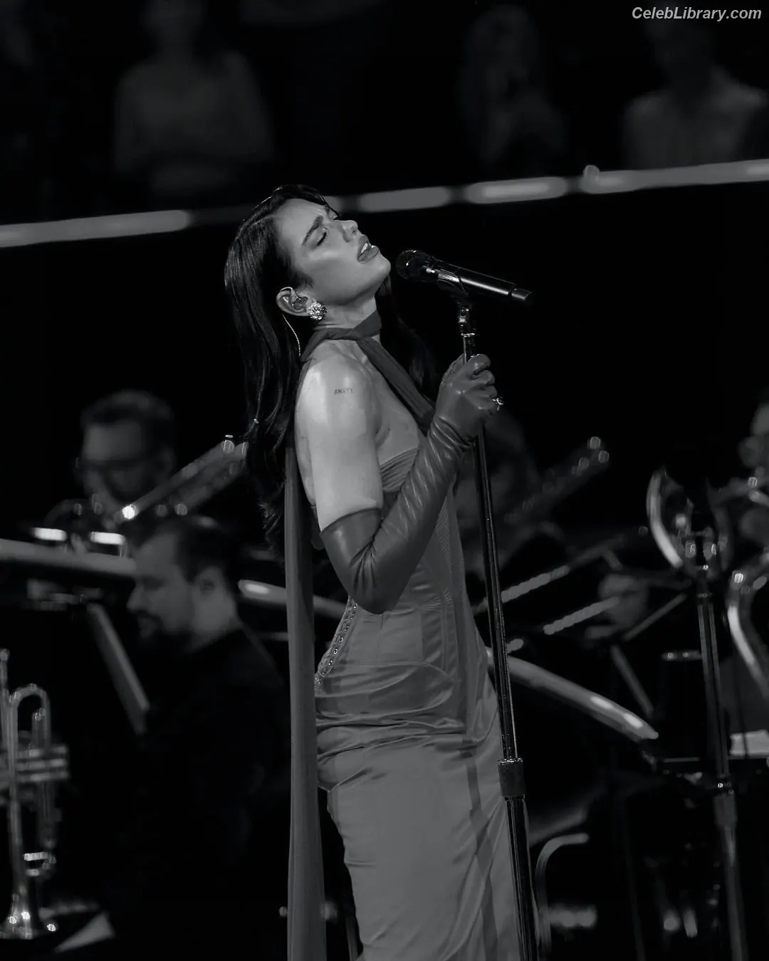 Dua Lipa photo 16 of 7813