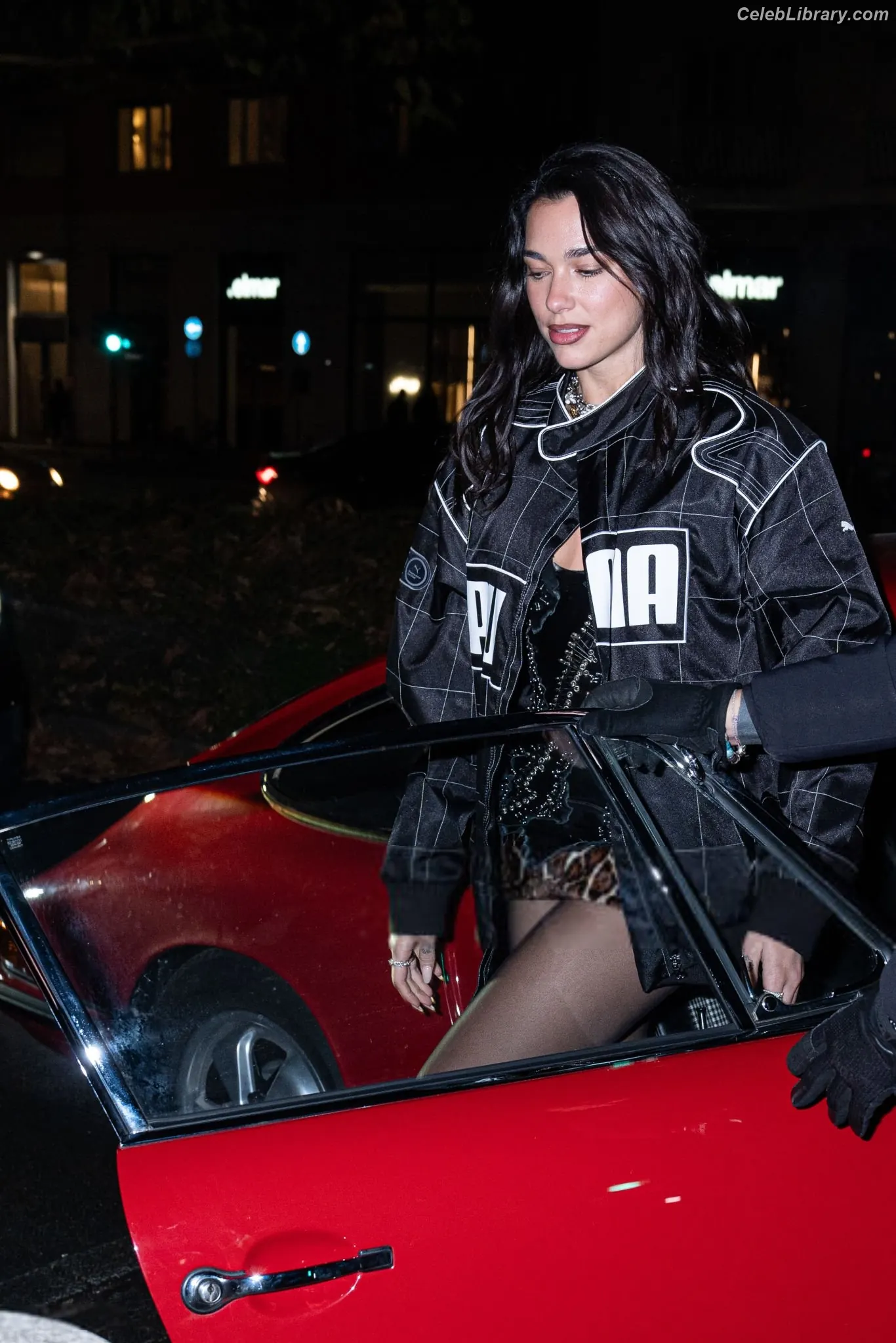 Dua Lipa photo 20 of 7813