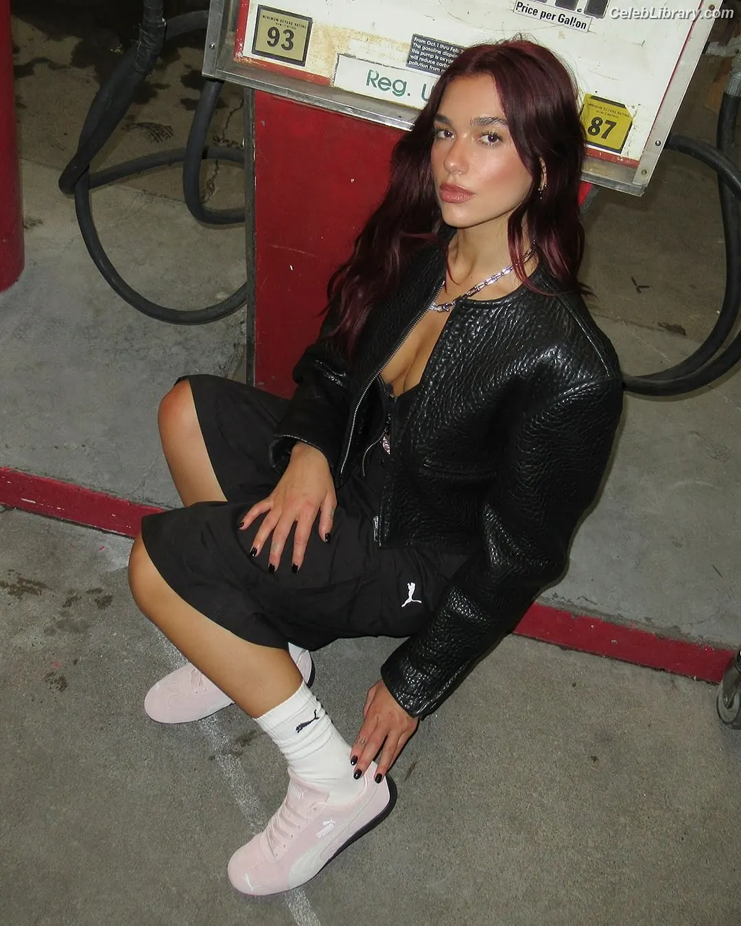 Dua Lipa photo 20 of 7813