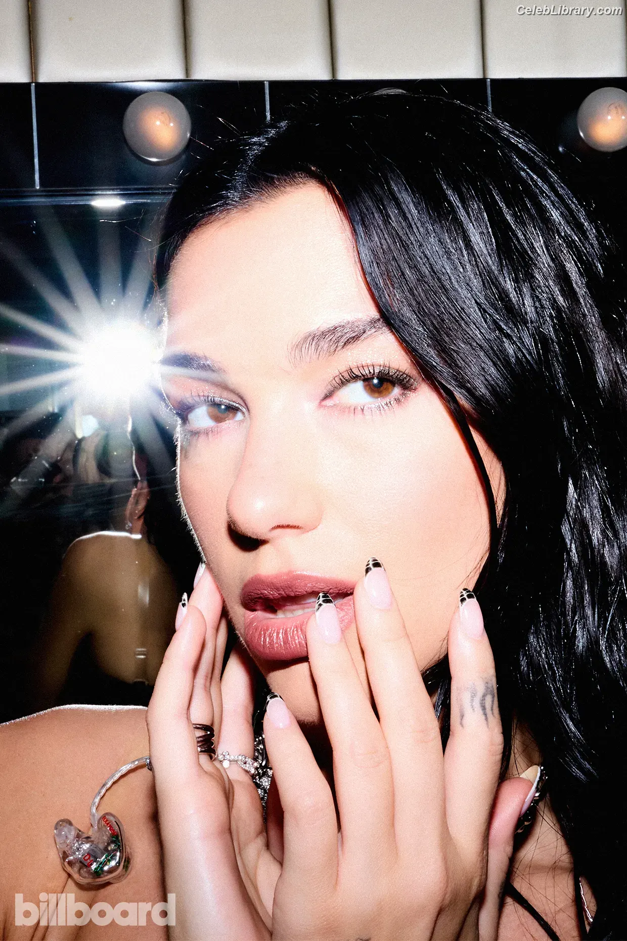 Dua Lipa photo 21 of 7813
