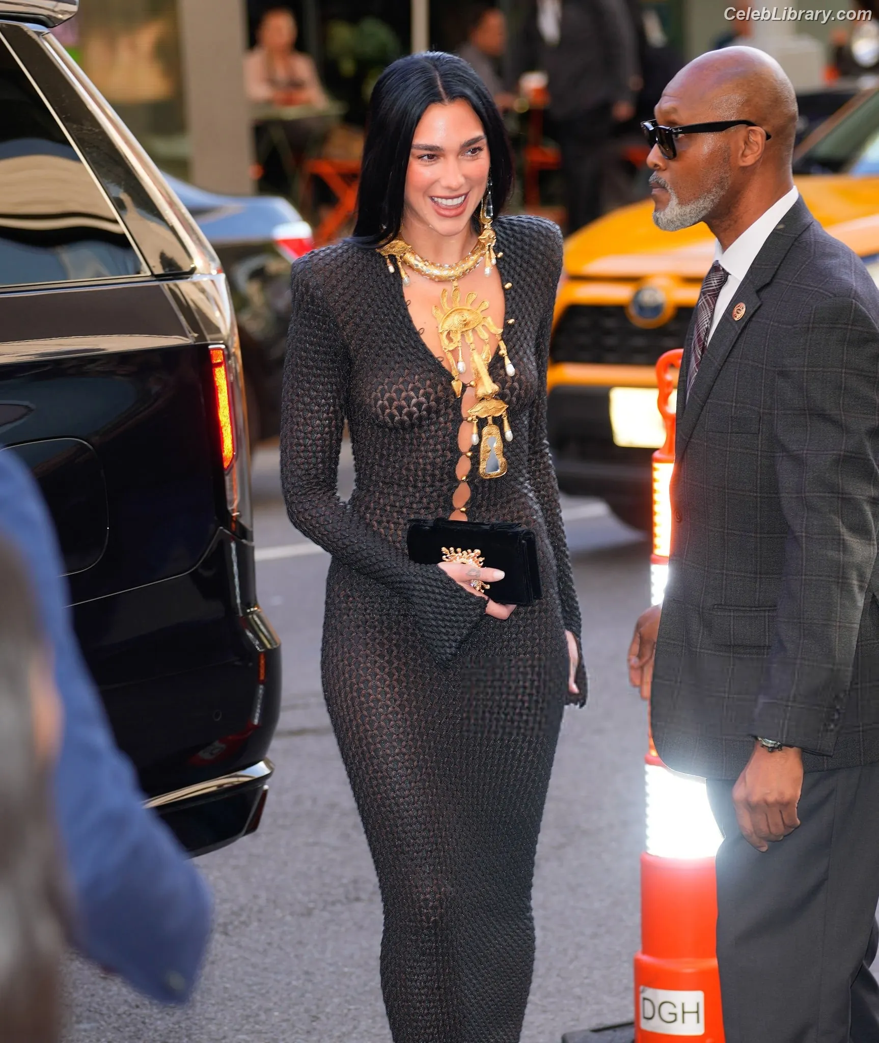 Dua Lipa photo 2 of 7813
