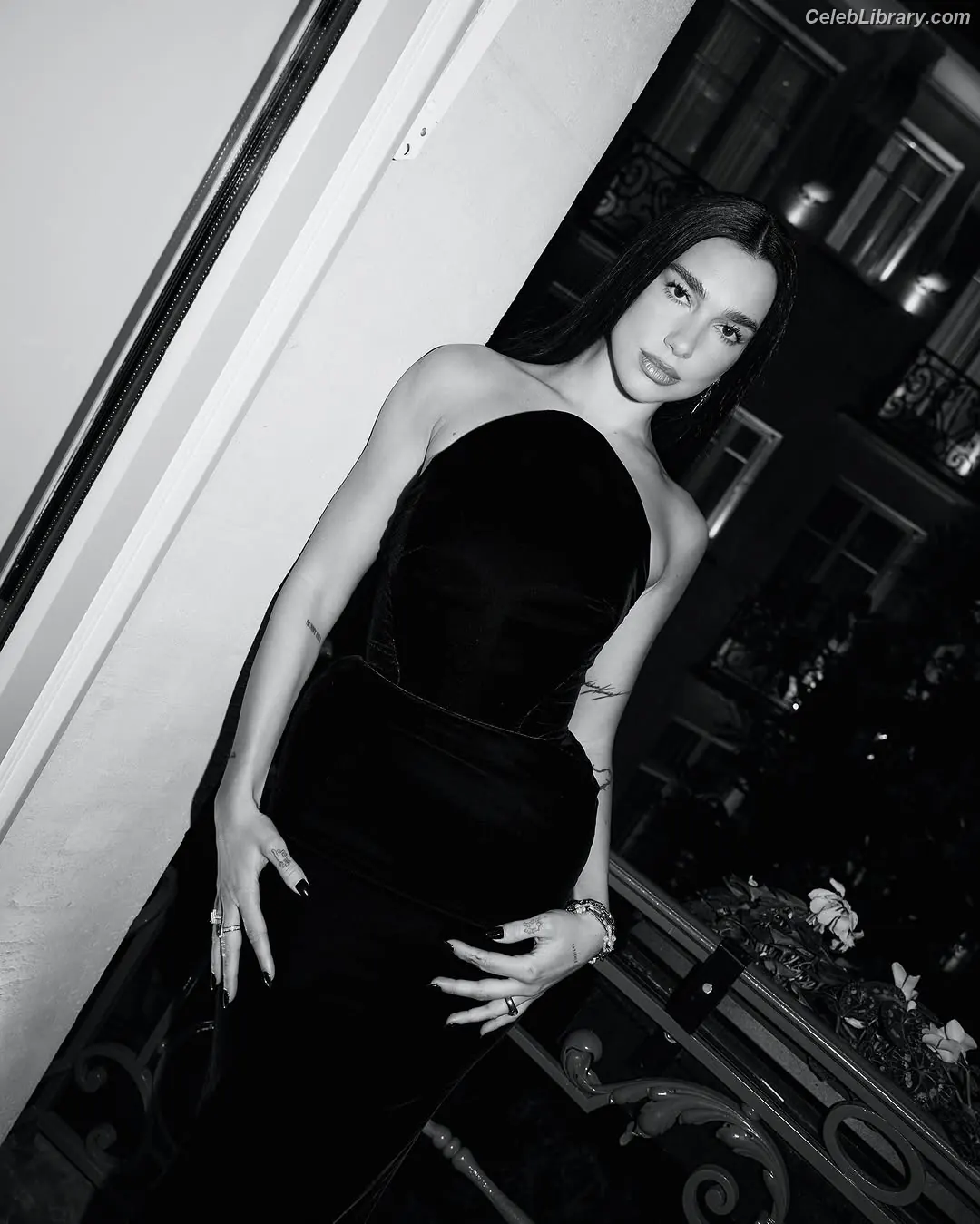 Dua Lipa photo 19 of 7813