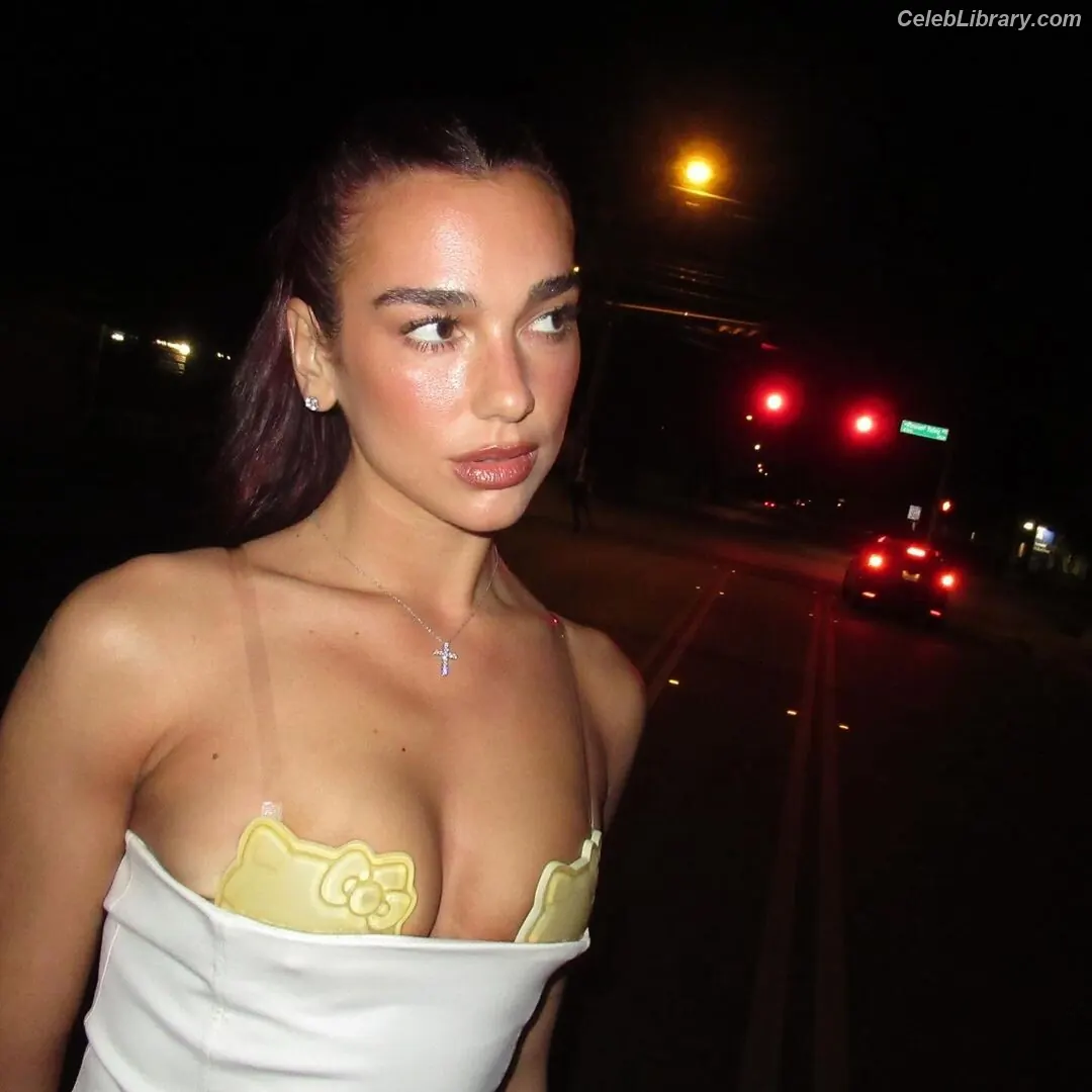 Dua Lipa photo 18 of 7813