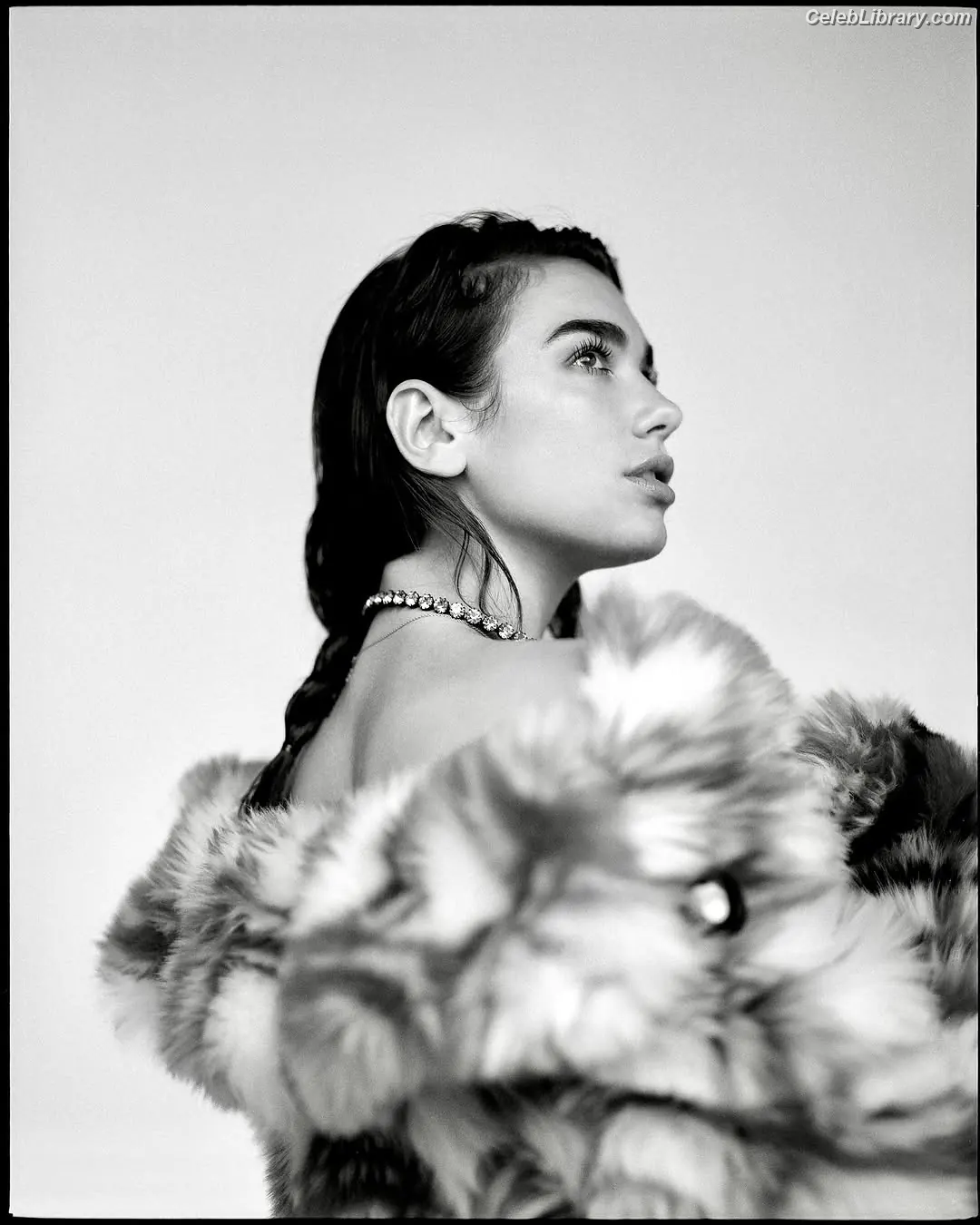 Dua Lipa photo 3 of 7813