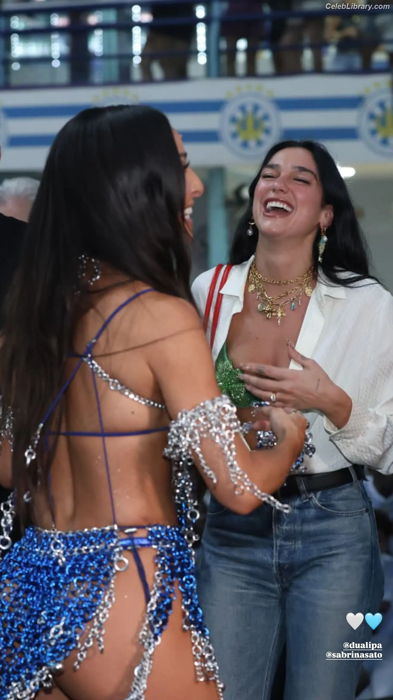 Dua Lipa photo 2 of 7813