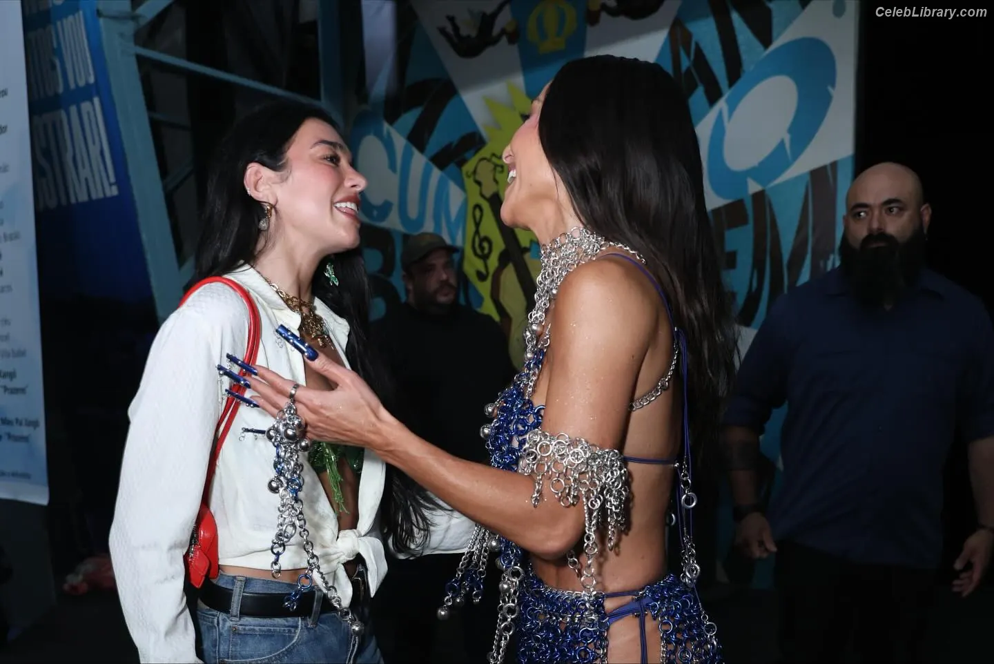 Dua Lipa photo 4 of 7813