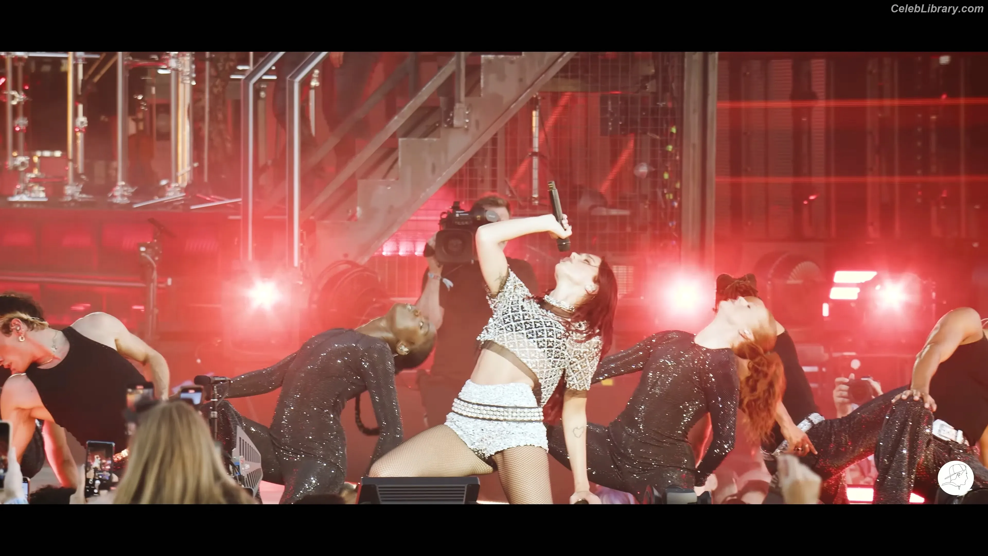 Dua Lipa photo 23 of 7813