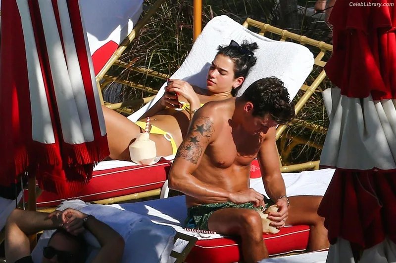 Dua Lipa photo 9 of 7804