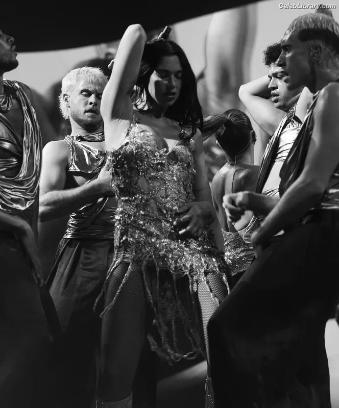 Dua Lipa photo 23 of 7804