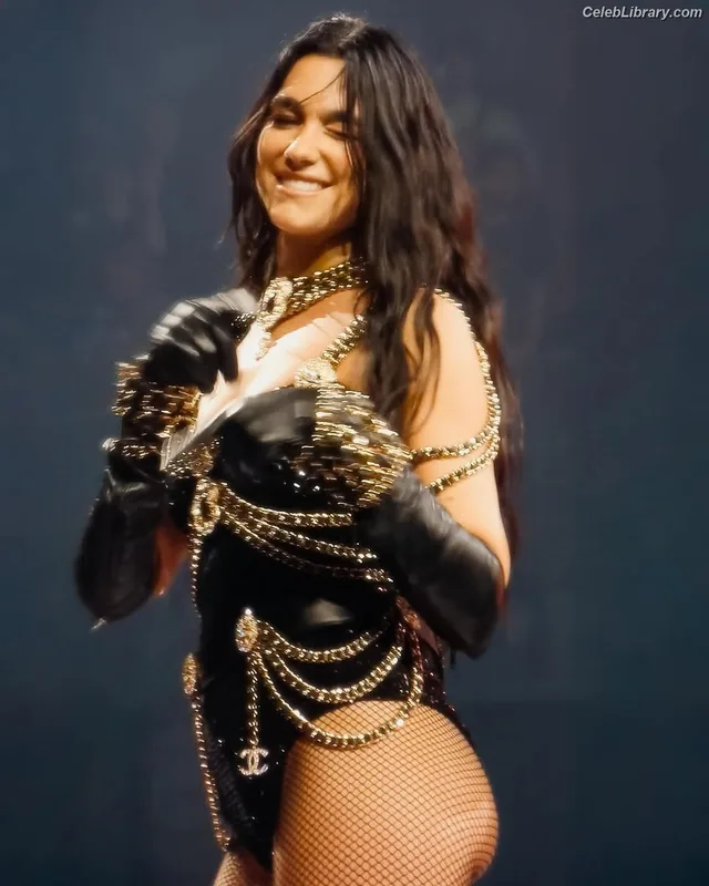 Dua Lipa photo 18 of 7804