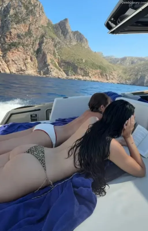 Dua Lipa photo 4 of 7804