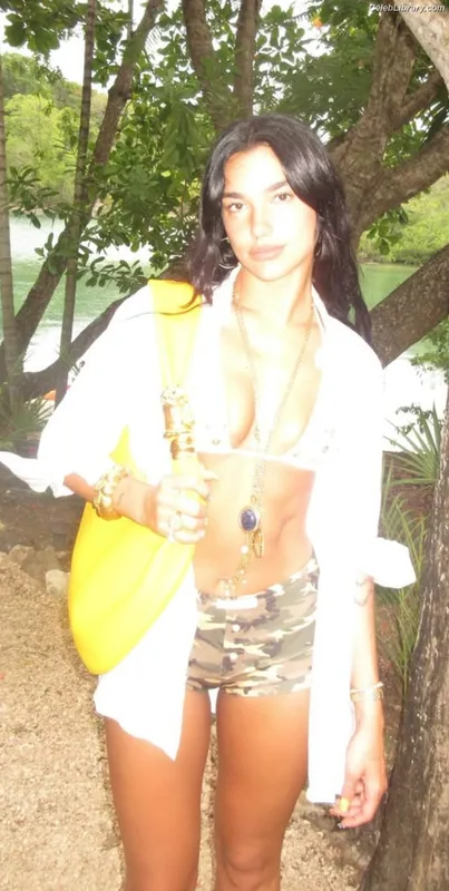 Dua Lipa photo 23 of 7804