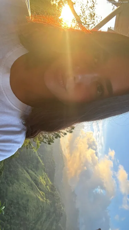 Dua Lipa photo 3 of 7804
