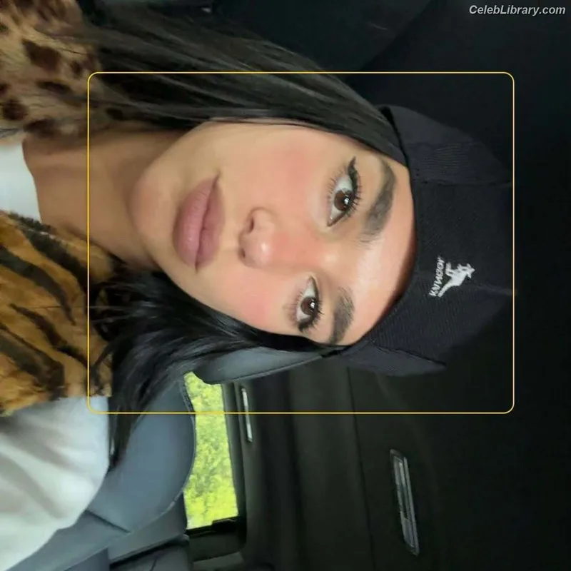 Dua Lipa photo 9 of 7804