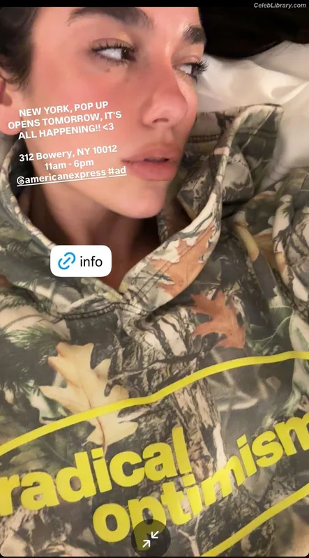 Dua Lipa photo 12 of 7804