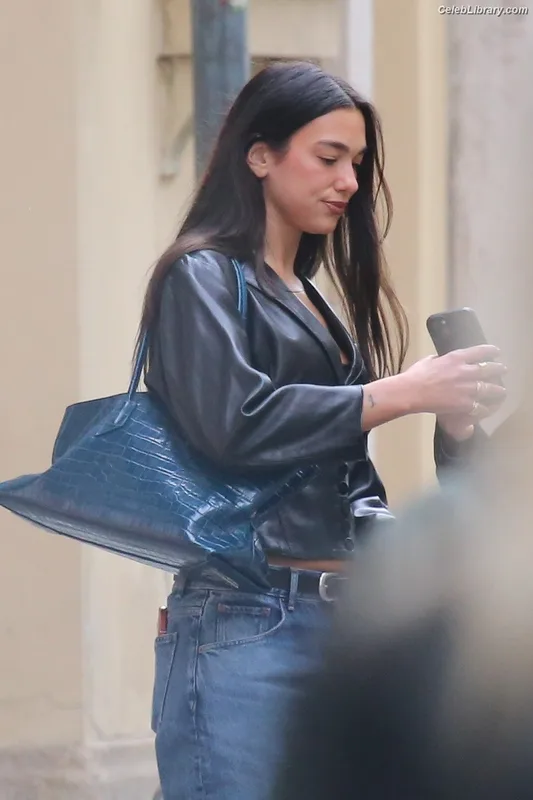Dua Lipa photo 6 of 7804