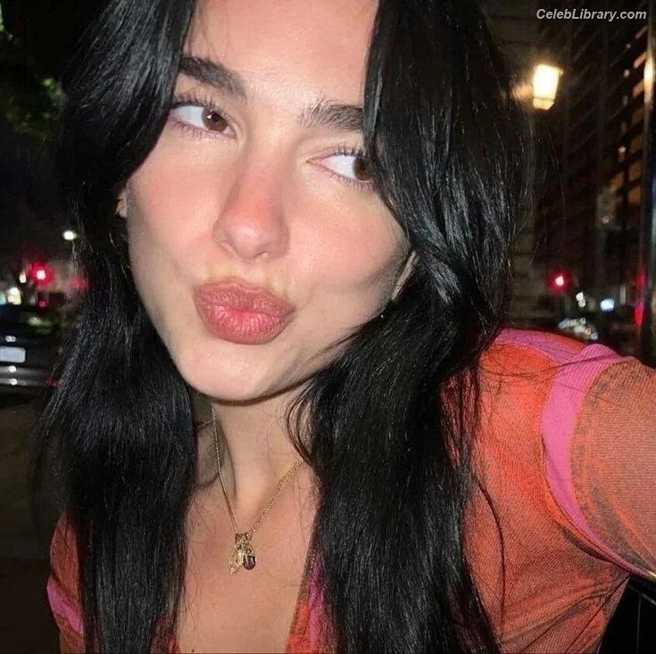 Dua Lipa photo 20 of 7804