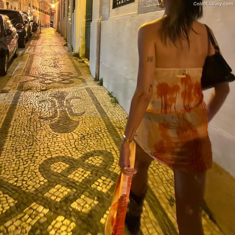 Dua Lipa photo 24 of 7804