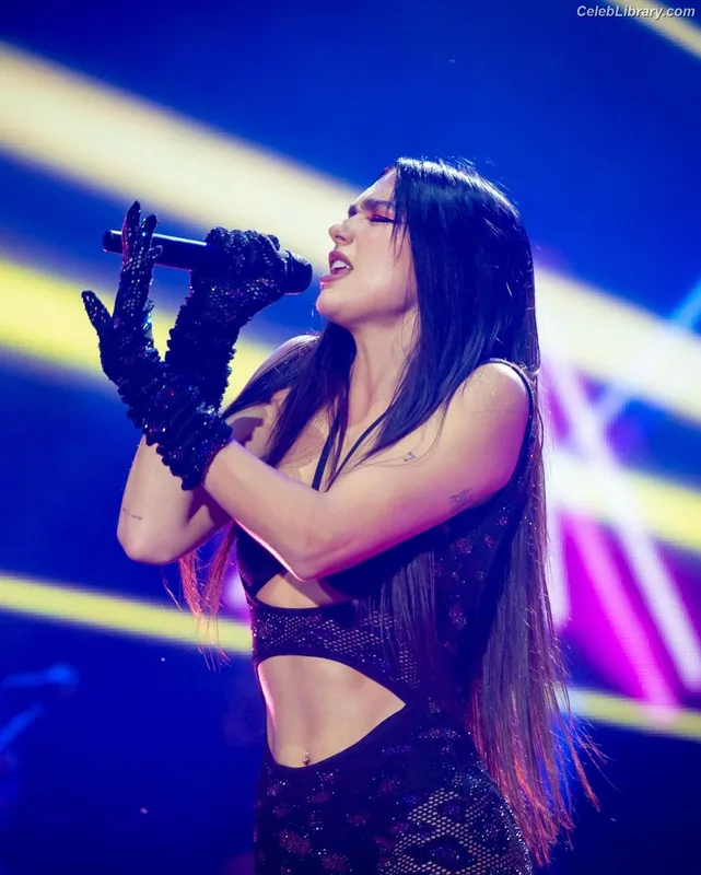 Dua Lipa photo 23 of 7804