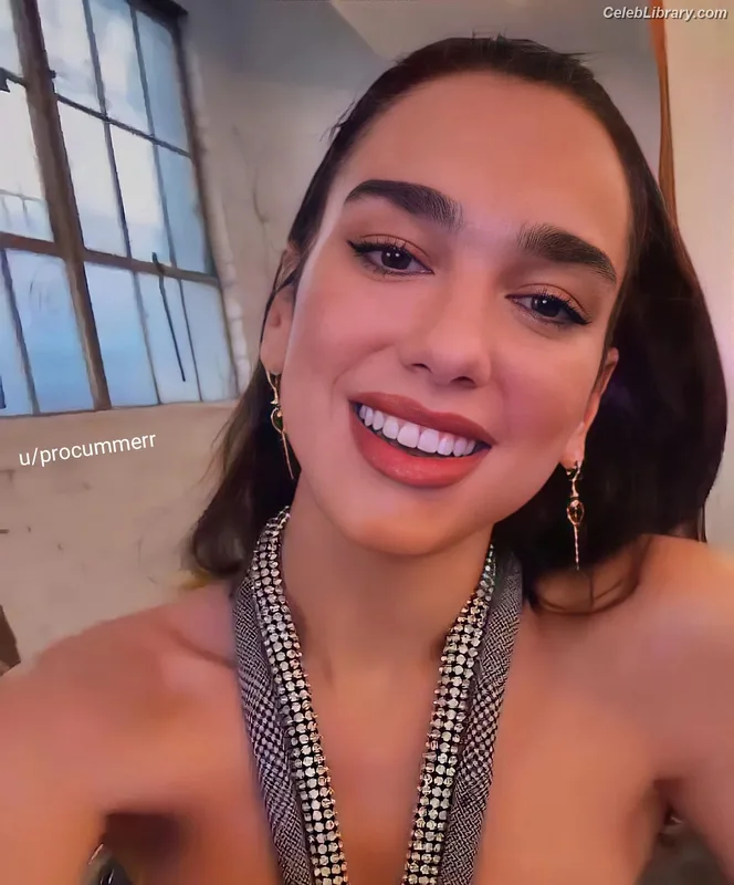 Dua Lipa photo 5 of 7804