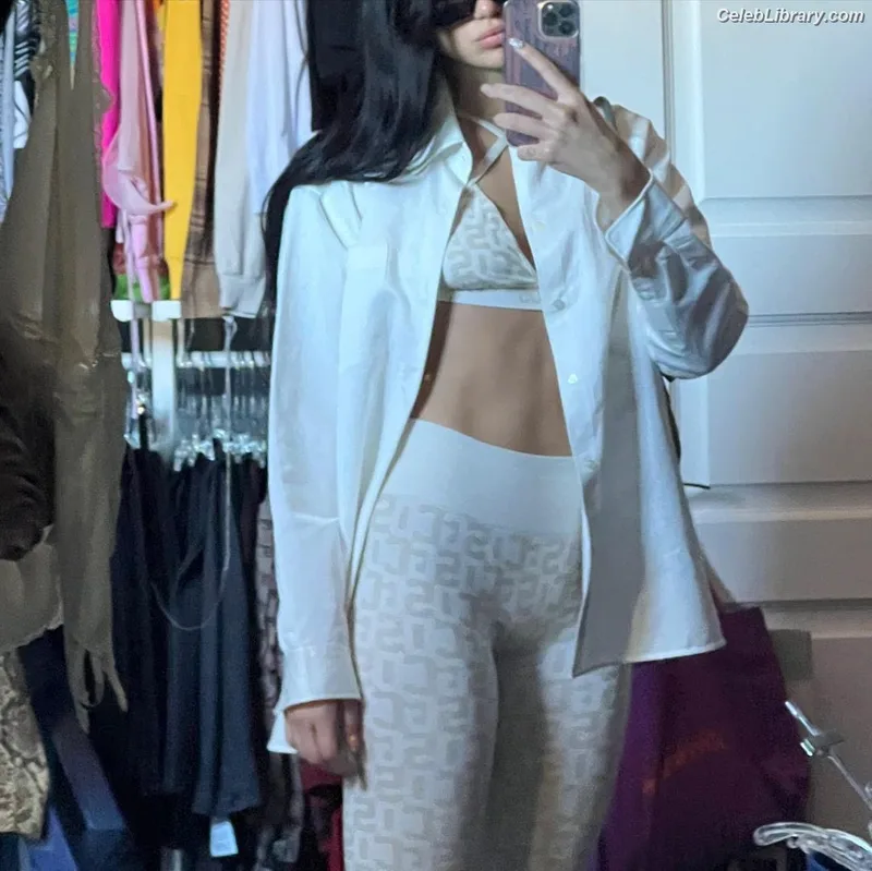 Dua Lipa photo 5 of 7804