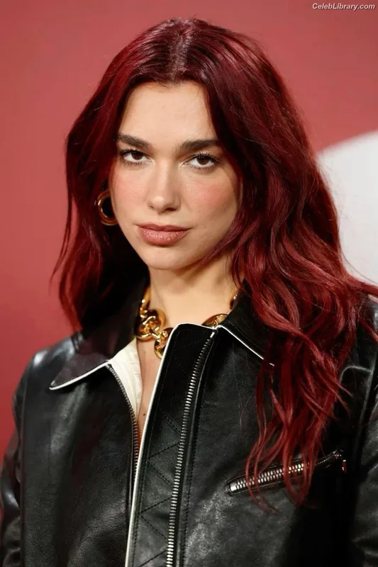 Dua Lipa photo 20 of 7804