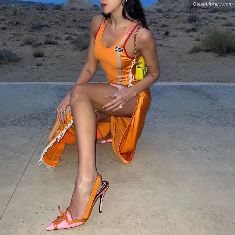 Dua Lipa photo 18 of 7804