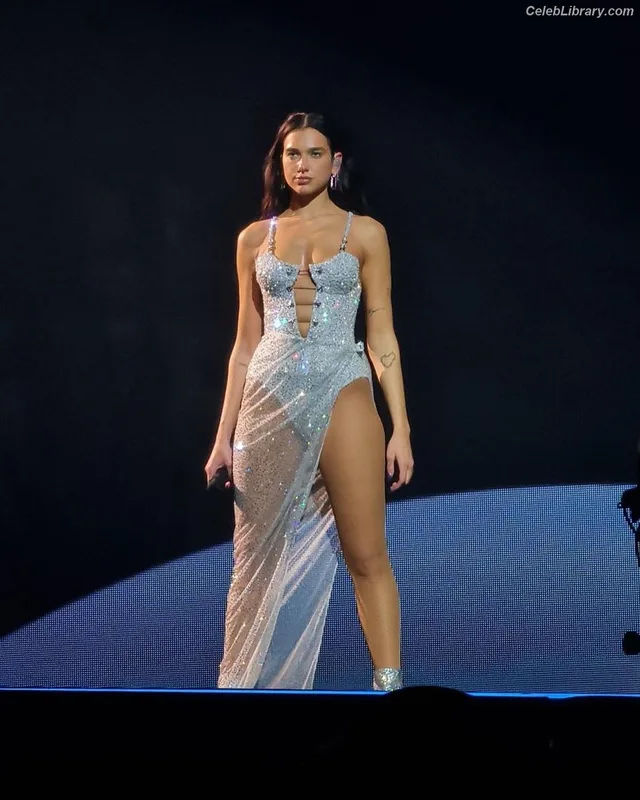 Dua Lipa photo 13 of 7804