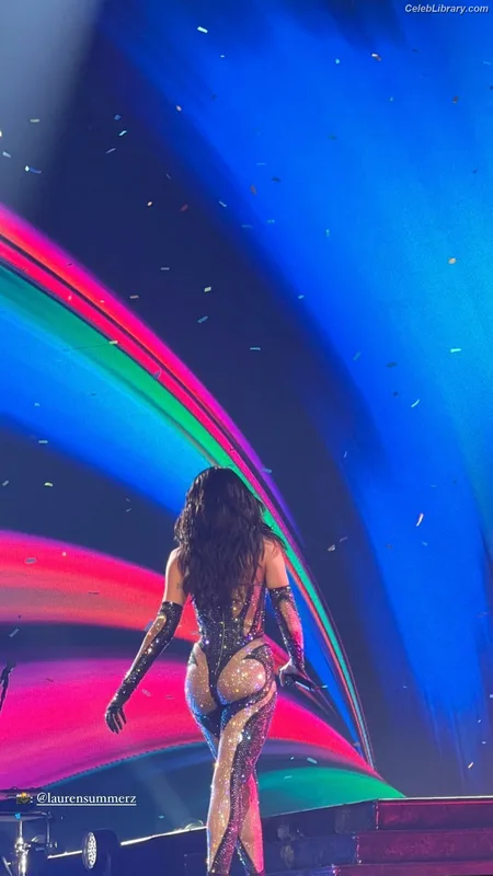 Dua Lipa photo 15 of 7804