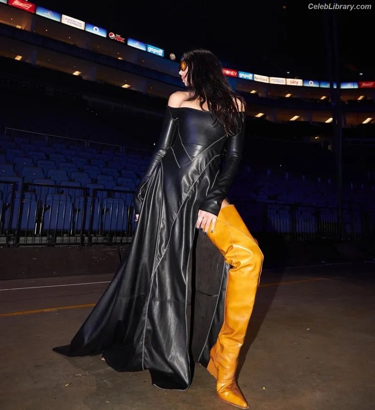 Dua Lipa photo 6 of 7804