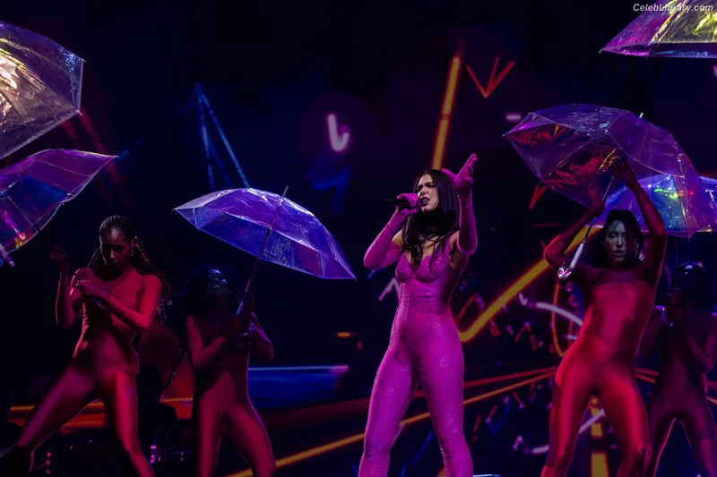 Dua Lipa photo 24 of 7804