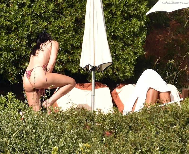 Dua Lipa photo 7 of 7804