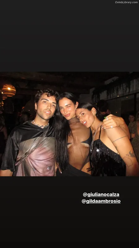 Dua Lipa photo 23 of 7804