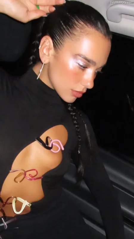 Dua Lipa photo 7 of 7804