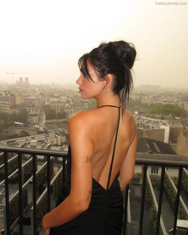 Dua Lipa photo 7 of 7804