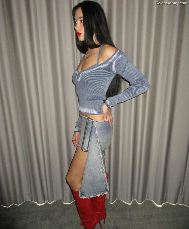 Dua Lipa photo 7 of 7804