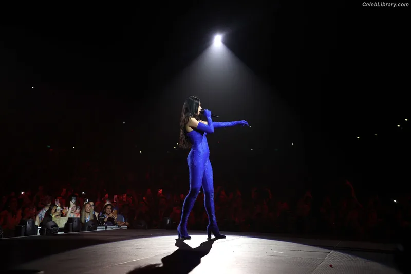 Dua Lipa photo 22 of 7804