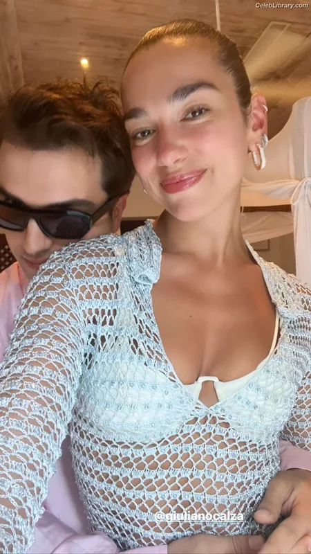 Dua Lipa photo 18 of 7804