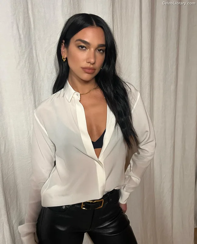 Dua Lipa photo 6 of 7804