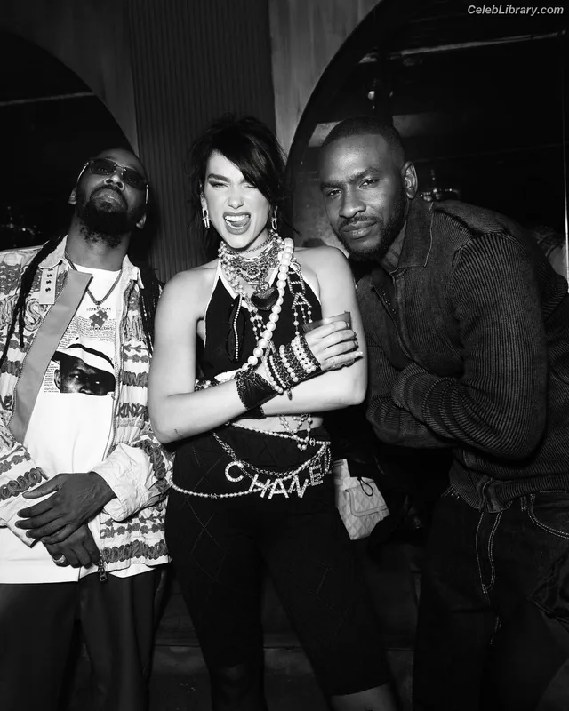 Dua Lipa photo 14 of 7804