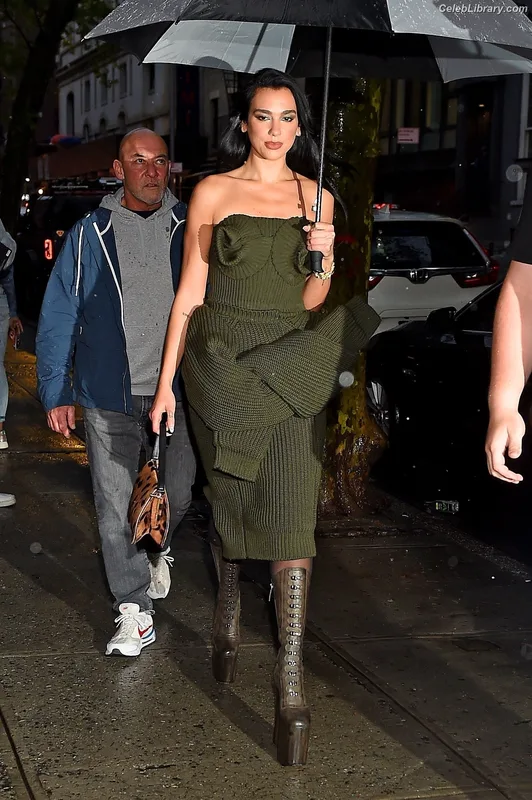 Dua Lipa photo 13 of 7804