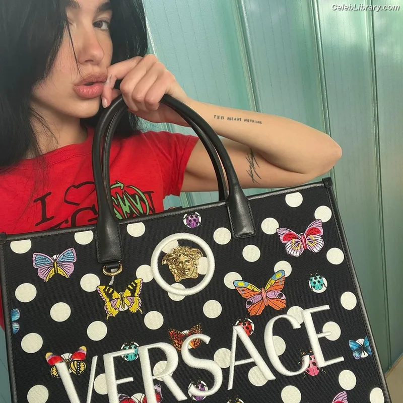Dua Lipa photo 15 of 7804