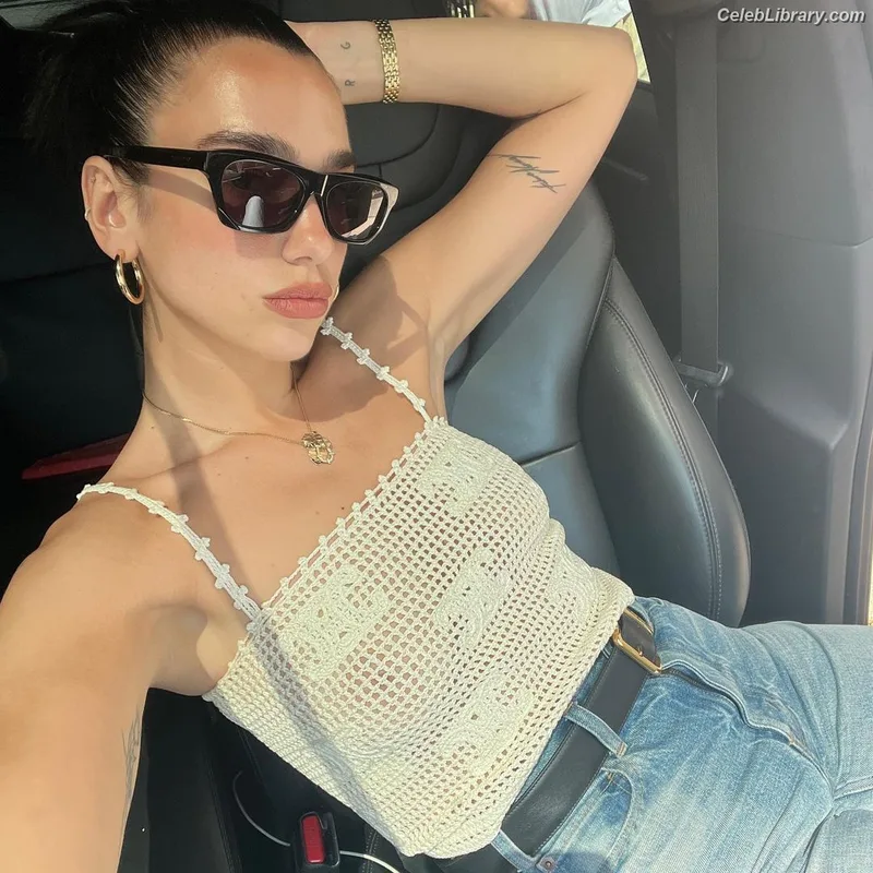 Dua Lipa photo 16 of 7804
