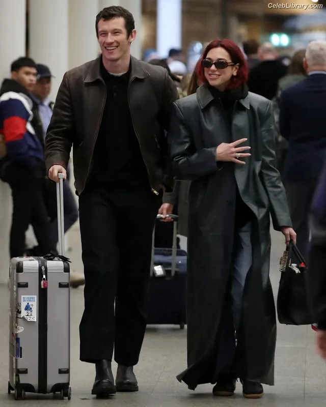 Dua Lipa photo 21 of 7804