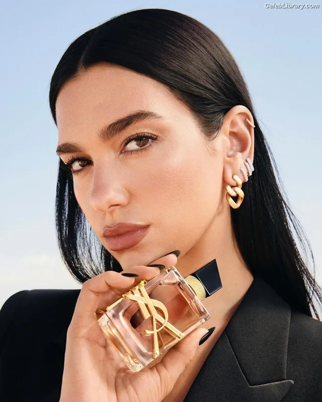 Dua Lipa photo 5 of 7804