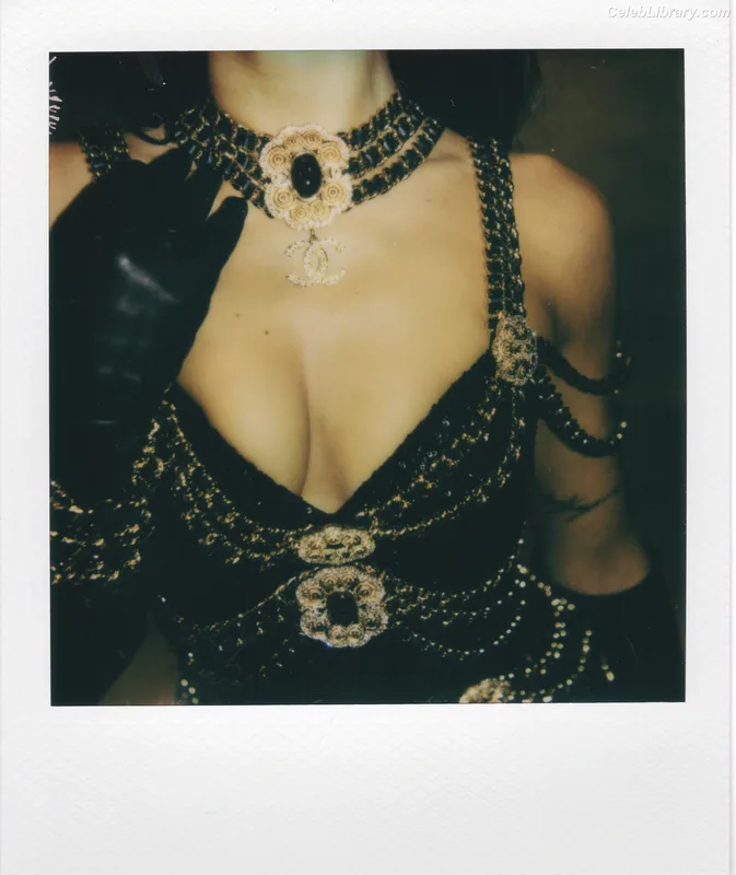 Dua Lipa photo 14 of 7804