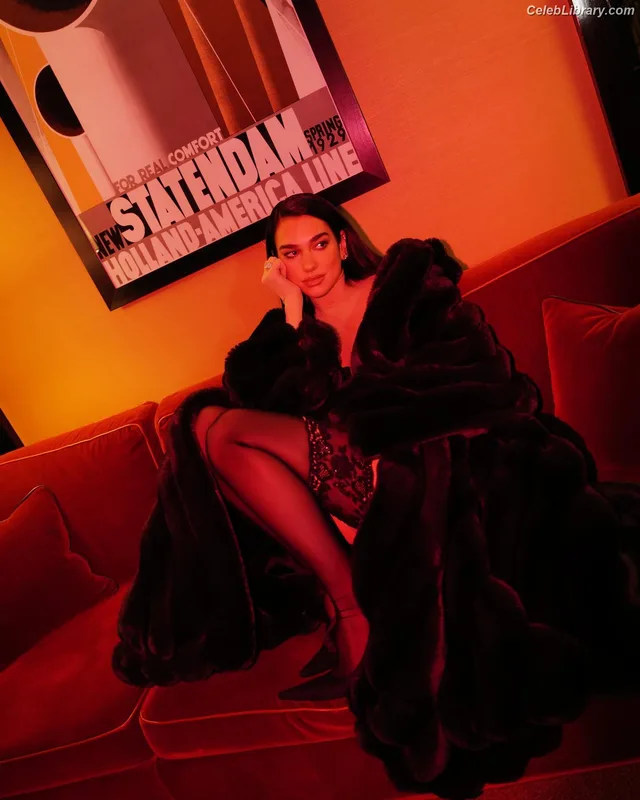 Dua Lipa photo 7 of 7804