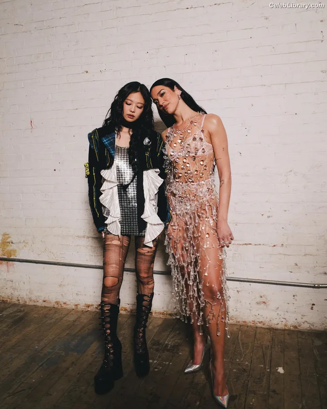 Dua Lipa photo 19 of 7804