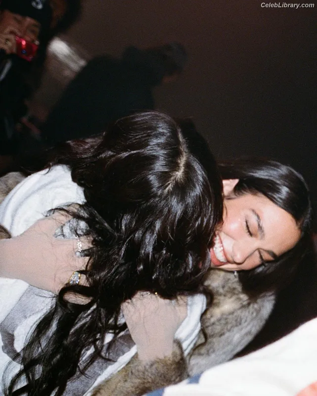 Dua Lipa photo 20 of 7804