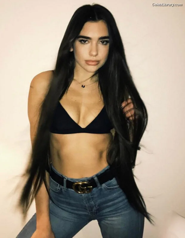 Dua Lipa photo 7 of 7804